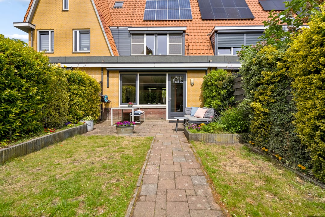 Photo 32 of Frontoweg 10