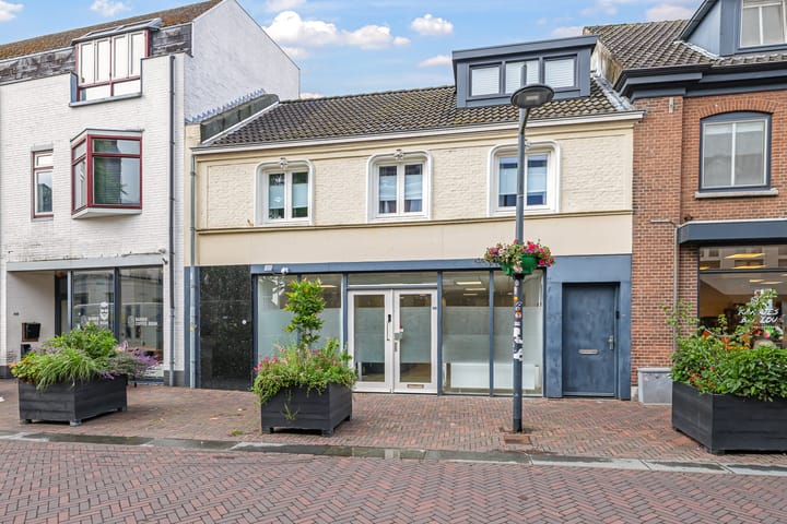 Grotestraat 46