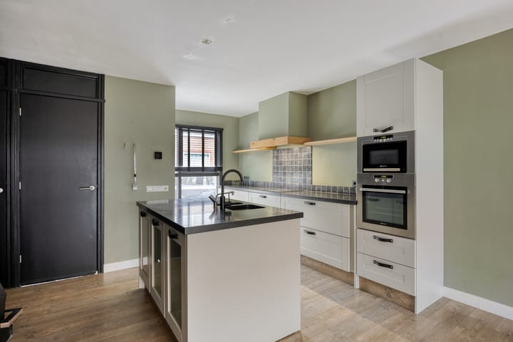 Tussenwoning te koop: Heer Frederikstraat 7, Ijsselstein