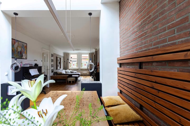Tussenwoning te koop: Ambachtsstraat 28, Heerlen