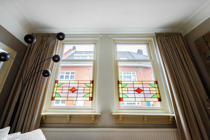 Tussenwoning te koop: Ambachtsstraat 28, Heerlen