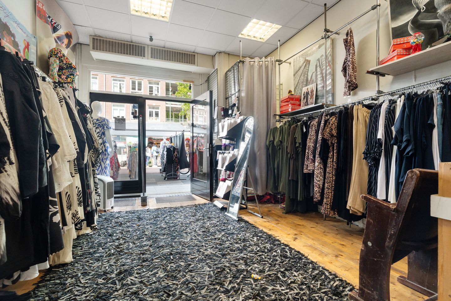 View photo 3 of Albert Cuypstraat 266-H