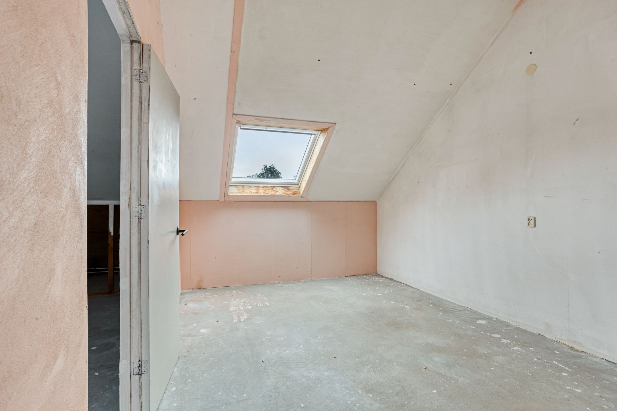 Photo 24 of Dillestraat 18