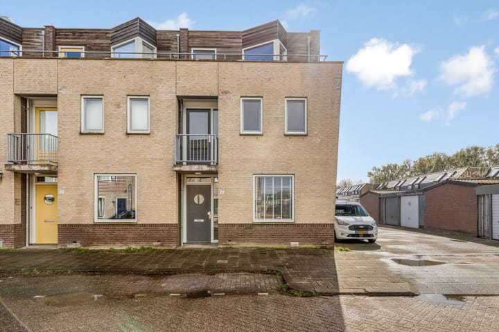 Photo 3 of Lambert de Wijsstraat 35