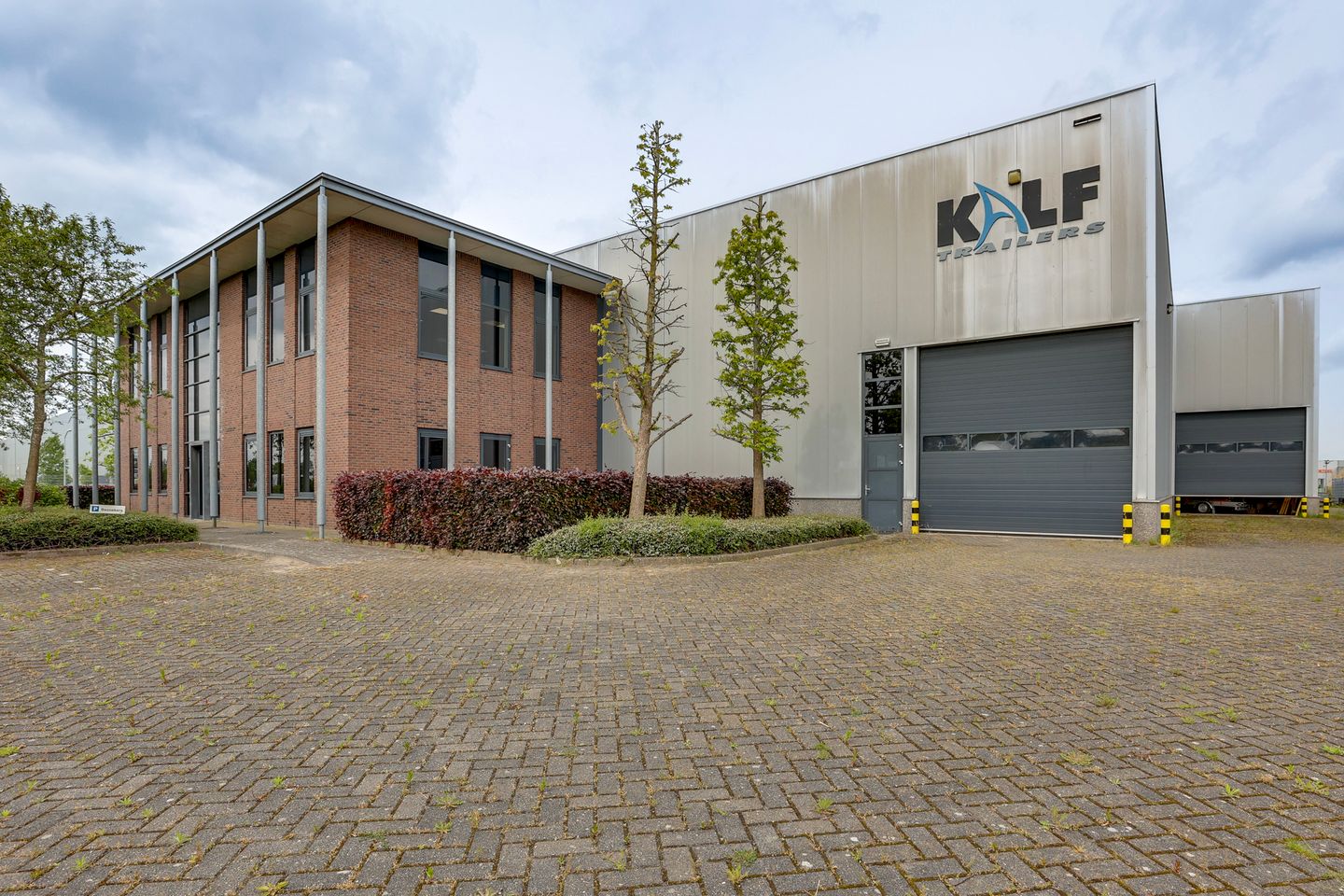 View photo 4 of Kamerlingh Onneslaan 14