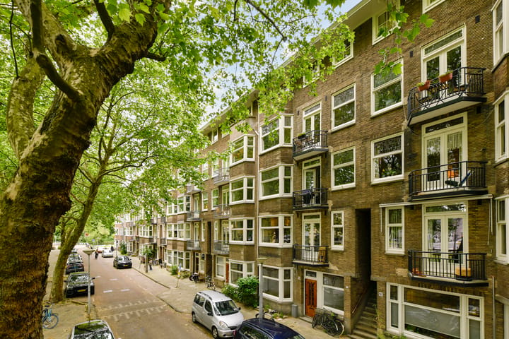 Foto 2 van Surinameplein 82-3