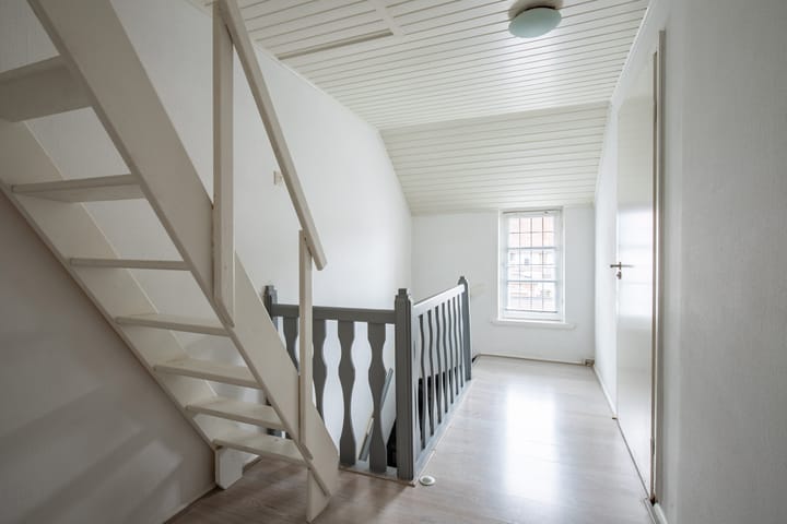 Tussenwoning te koop: Mgr.Nolensplein 4, Eygelshoven