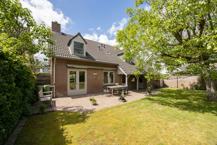 Foto 3 van Castaert 82