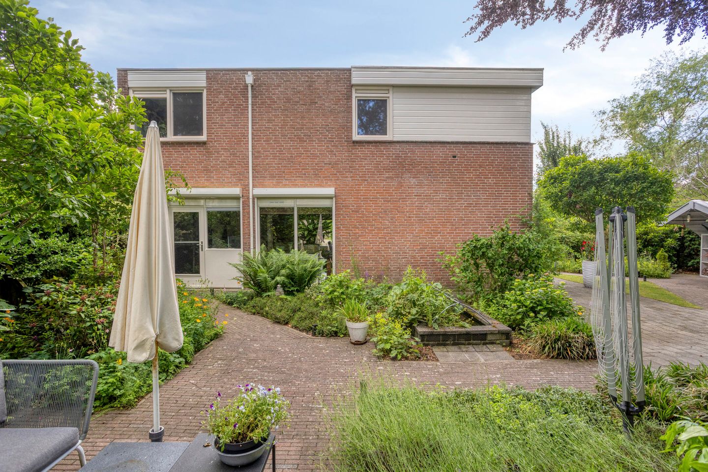 Foto 1 van Drenthelaan 10