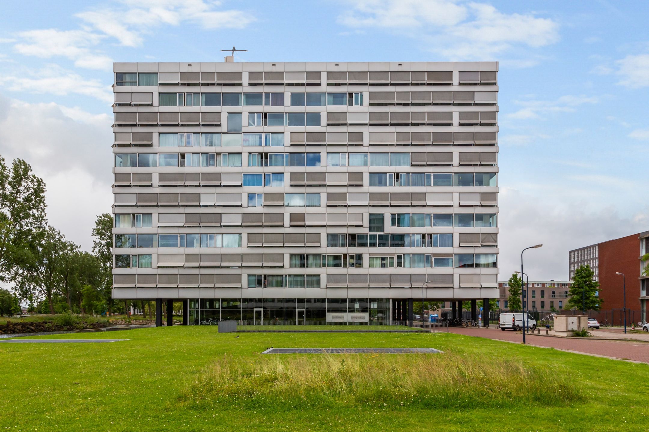 Photo 42 of Jan van Zutphenstraat 673