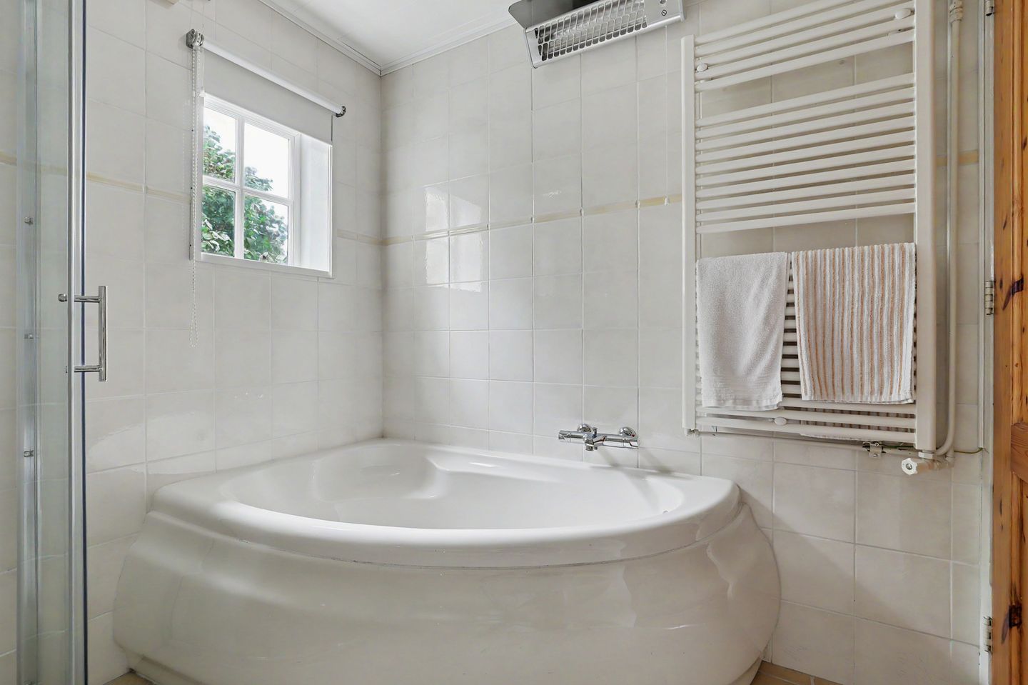 Photo 20 of Arendstraat 18