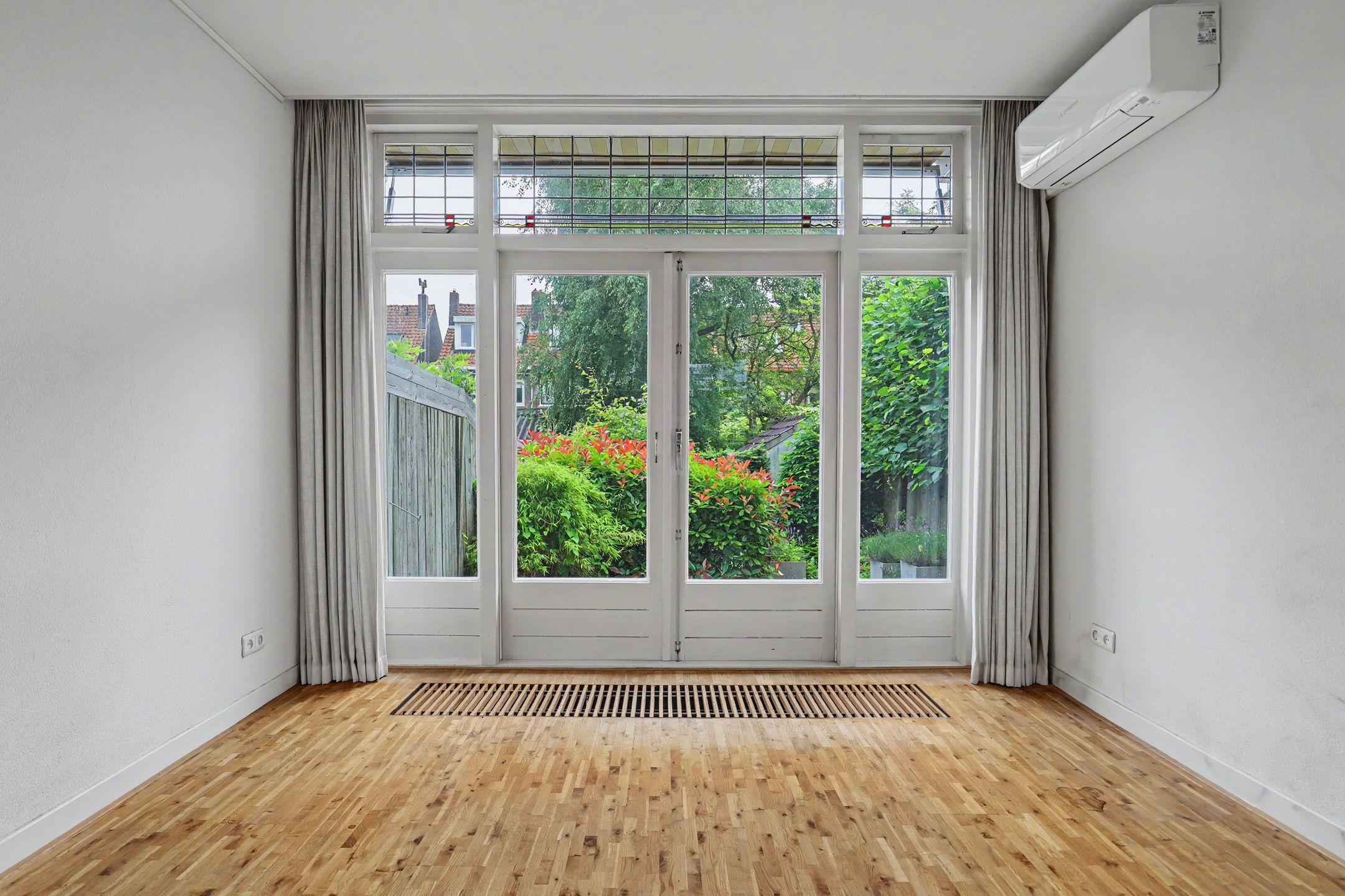 Foto 18 van Van Baerlestraat 22