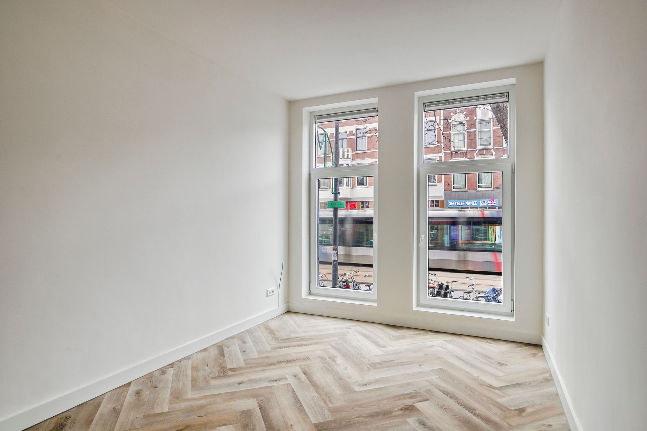 Photo 15 of 1e Middellandstraat 59-A