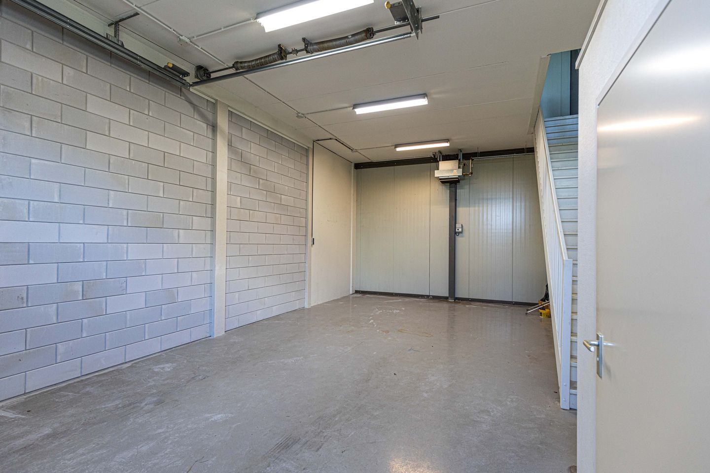 Bekijk foto 3 van Th. van Leeuwensingel 52