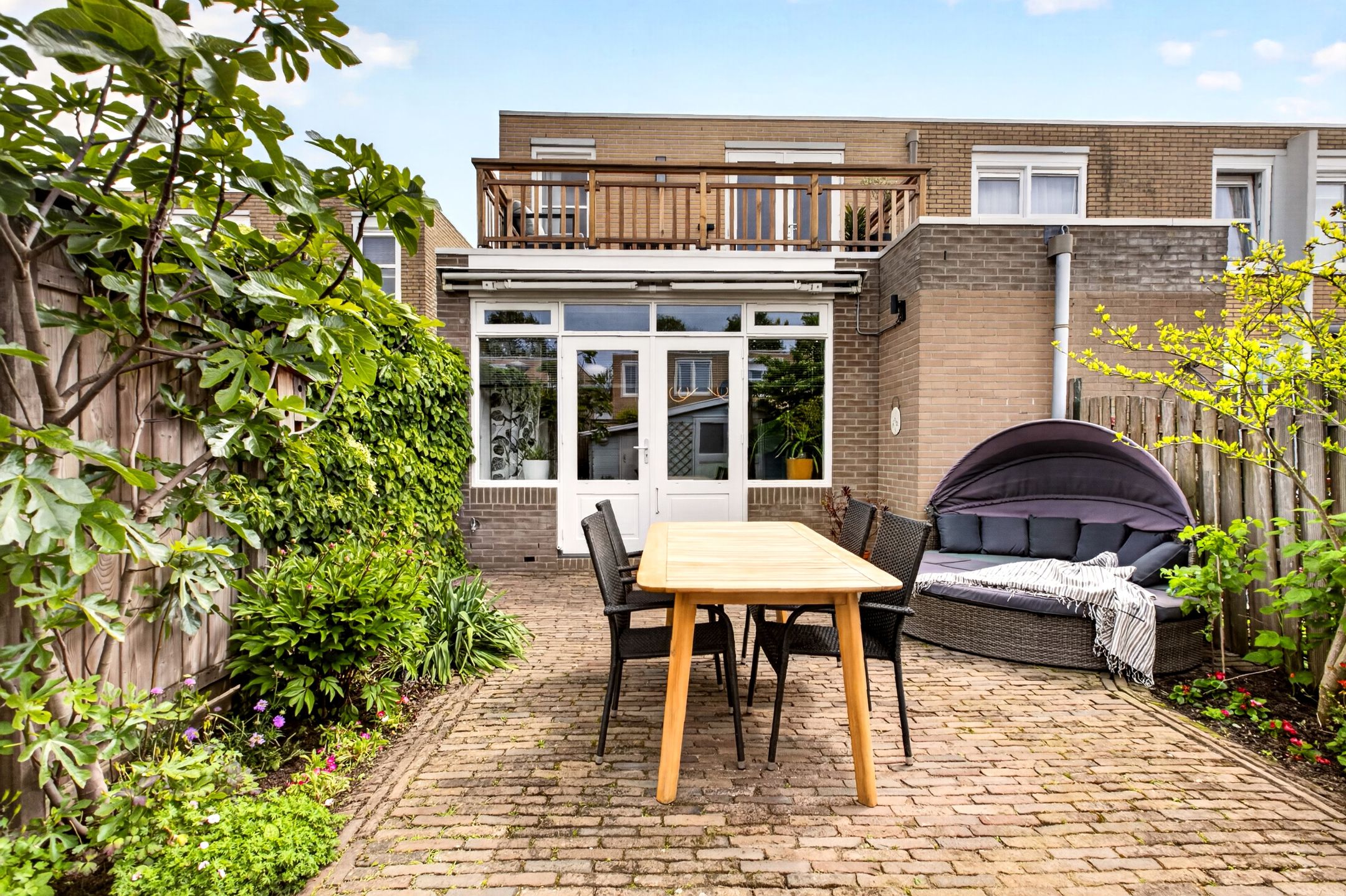 Photo 3 of Tegenhouderstraat 10
