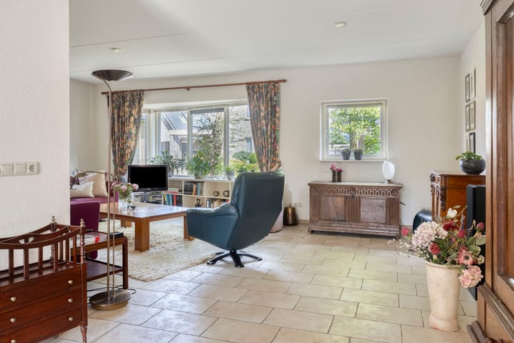 Tussenwoning te koop: Hagenvoorde 5, Losser