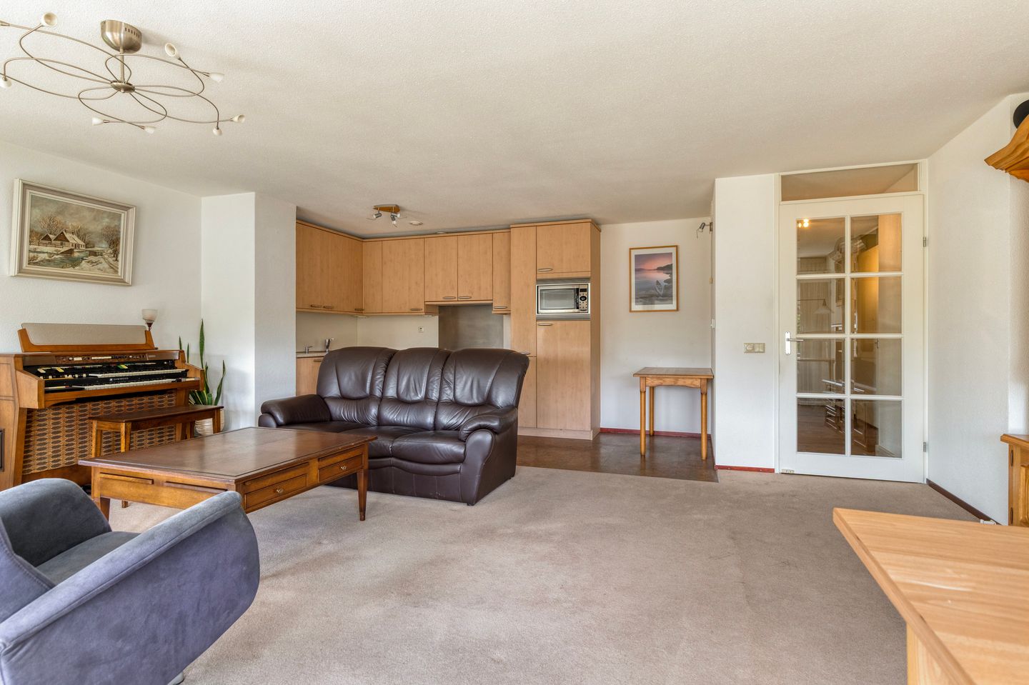 Photo 10 of Mr. Dr. van den Helmlaan 165