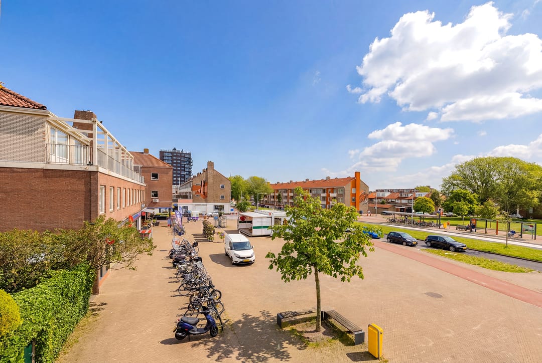 Photo 2 of Linnaeusstraat 167