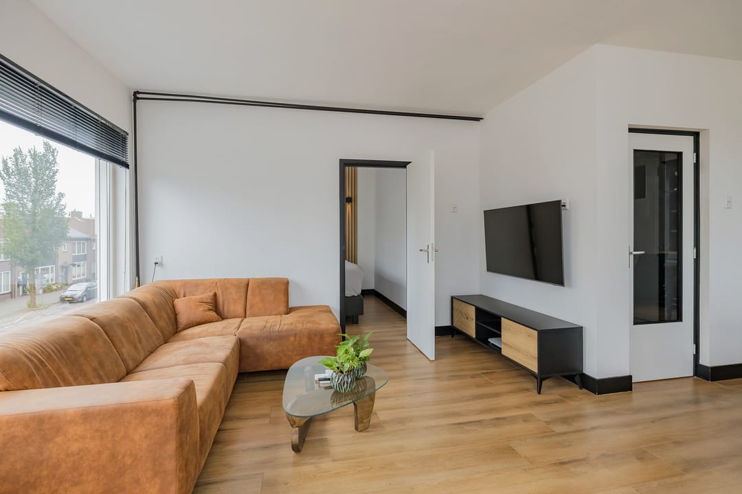 Photo 13 of Linnaeusstraat 167