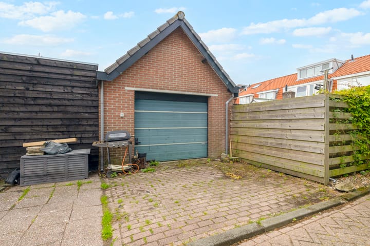 Photo 4 of Jan Blankenstraat 1
