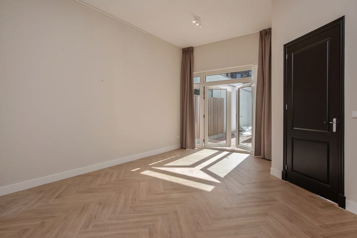 Photo 3 of Dirk Hoogenraadstraat 92-D