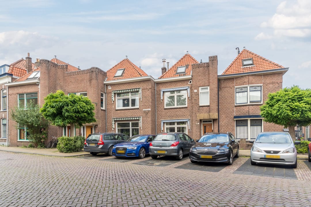 Foto 1 van Oosterstraat 1