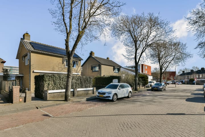 Foto 5 van Lorentzstraat 6