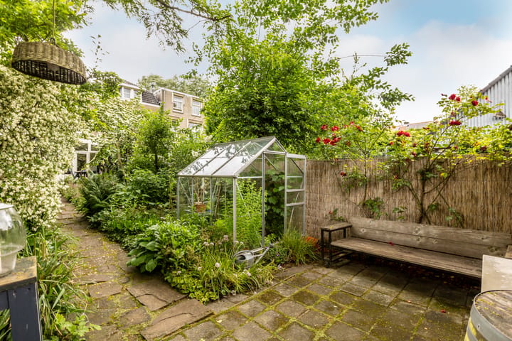 Photo 4 of van Beverninghlaan 35