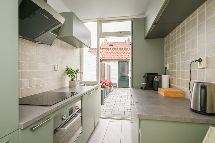 Tussenwoning te koop: Saturnusstraat 15, Hilversum
