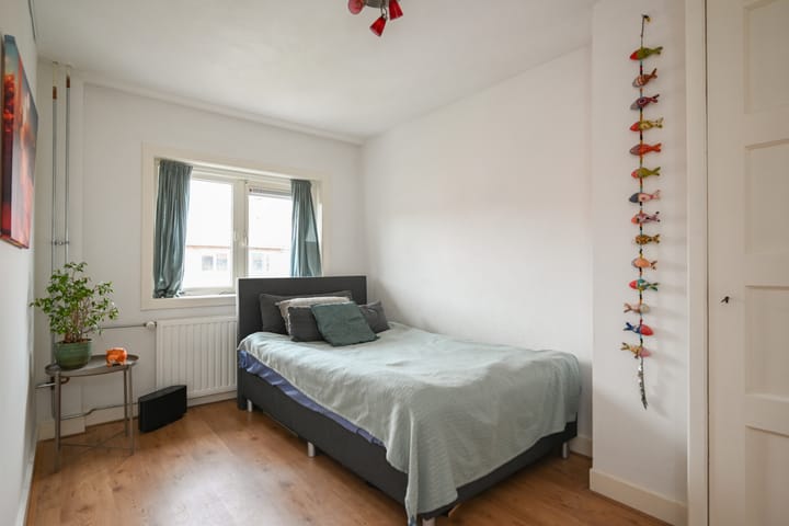 Tussenwoning te koop: Saturnusstraat 15, Hilversum