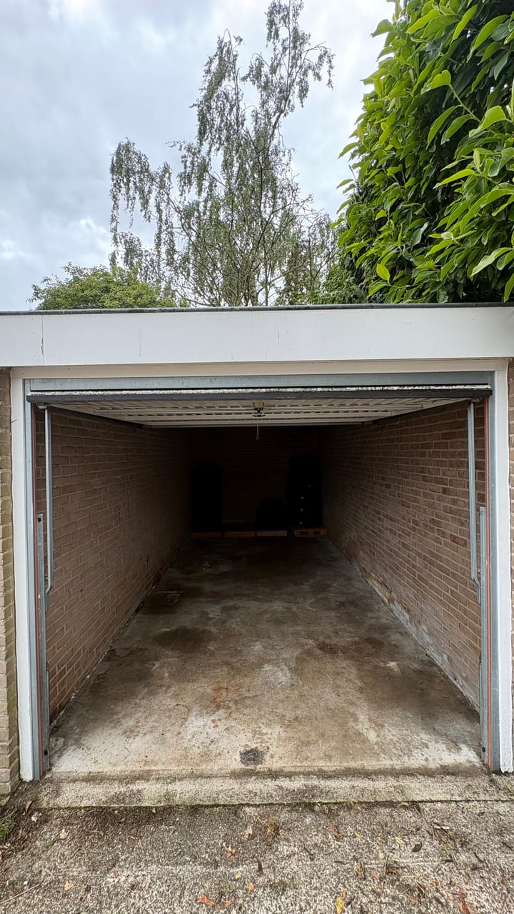 Foto 2 van Lijsterlaan garage