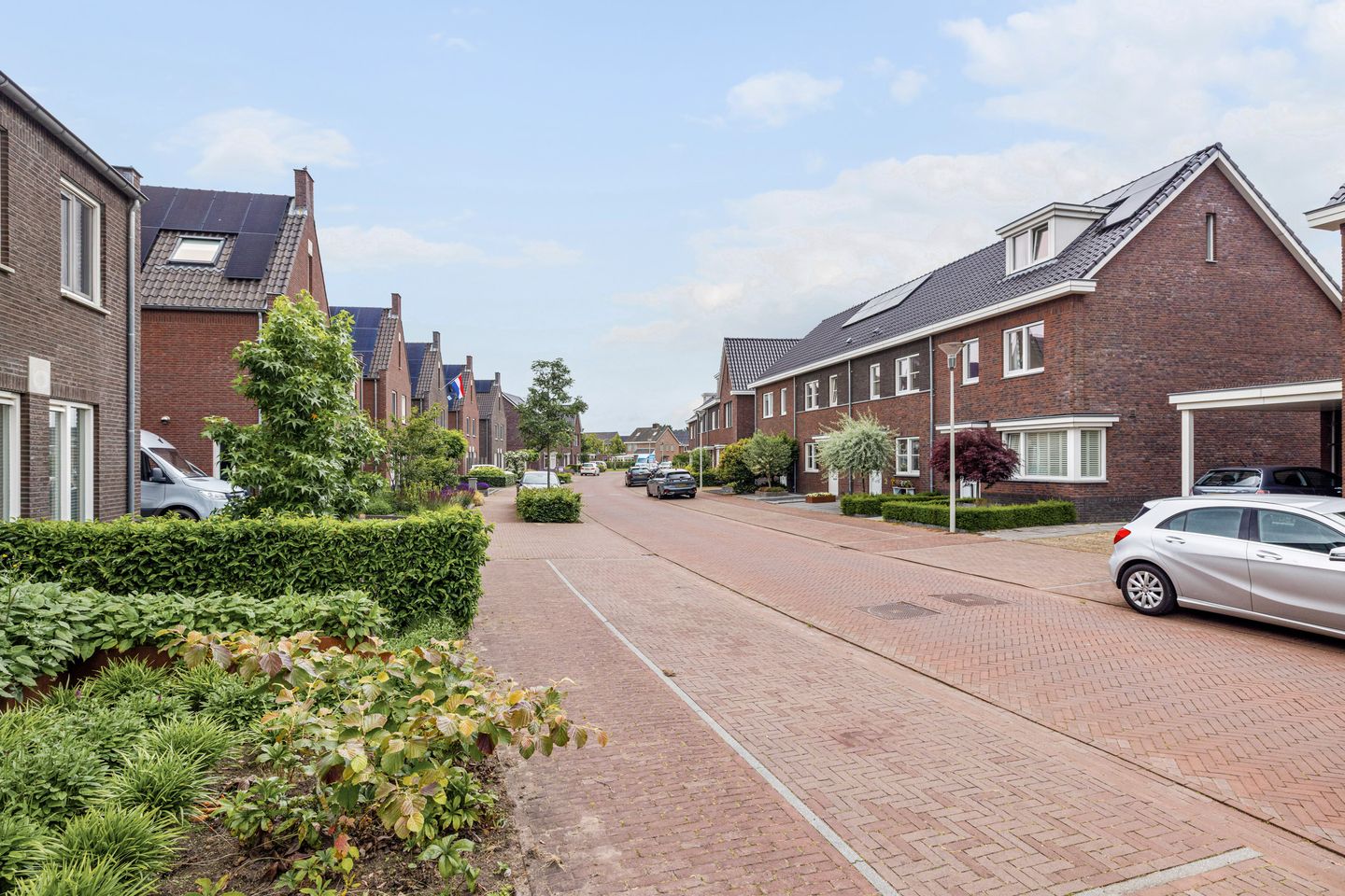 Photo 40 of Meester de Weertstraat 24-A