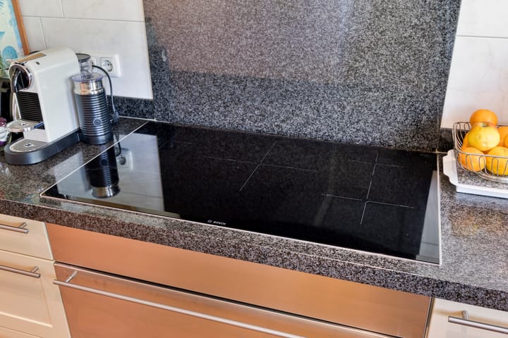 Vrijstaande woning te koop: Eglantierhof 34, Roermond
