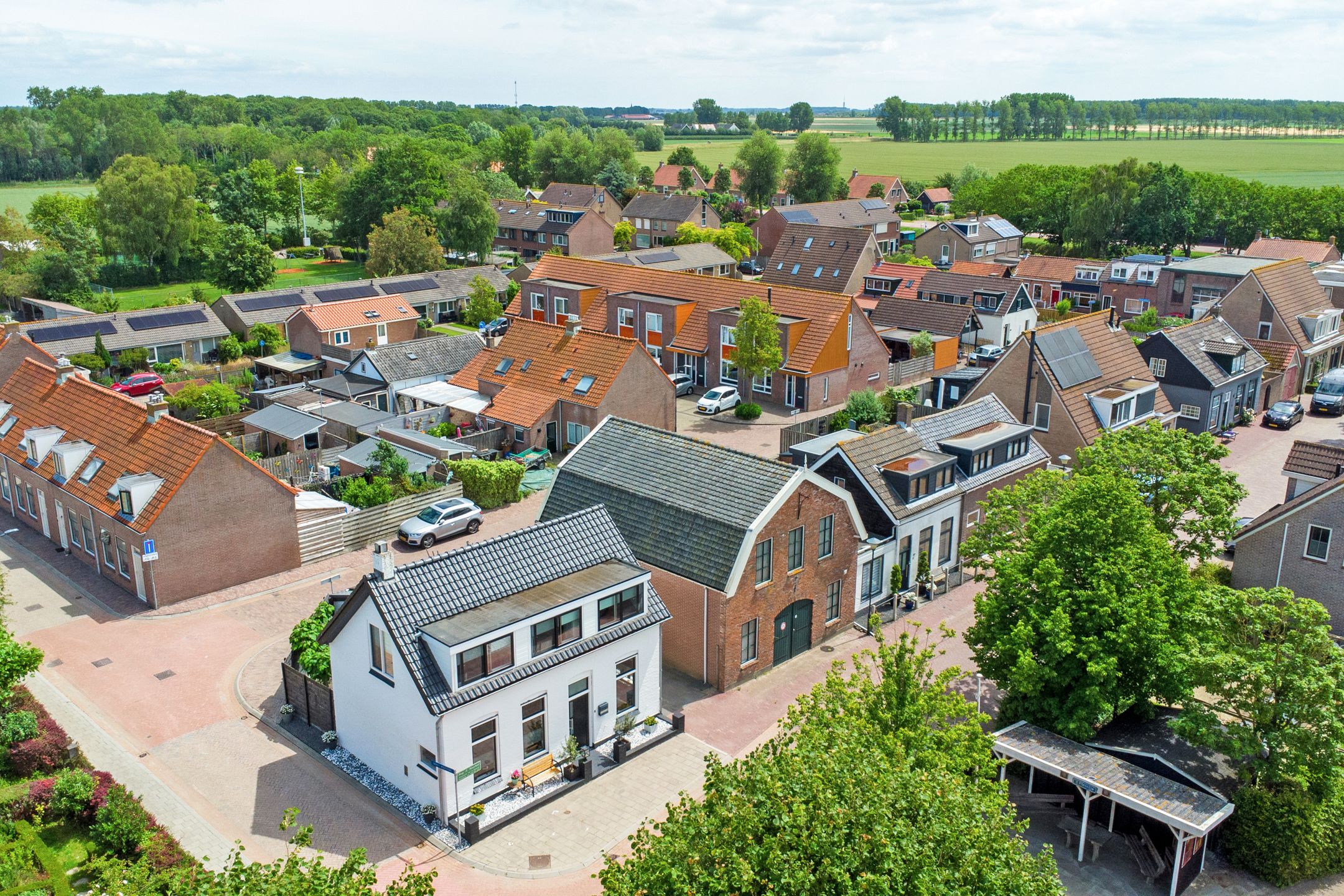 Photo 27 of Burgemeester P Wissestraat 18