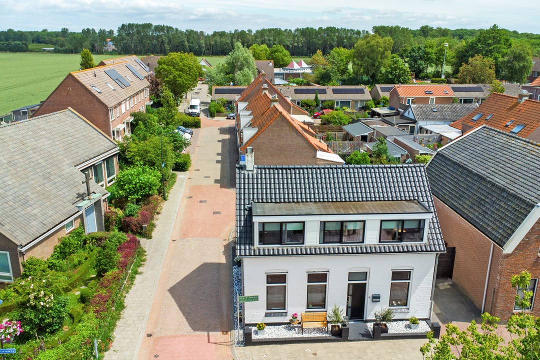 Photo 28 of Burgemeester P Wissestraat 18