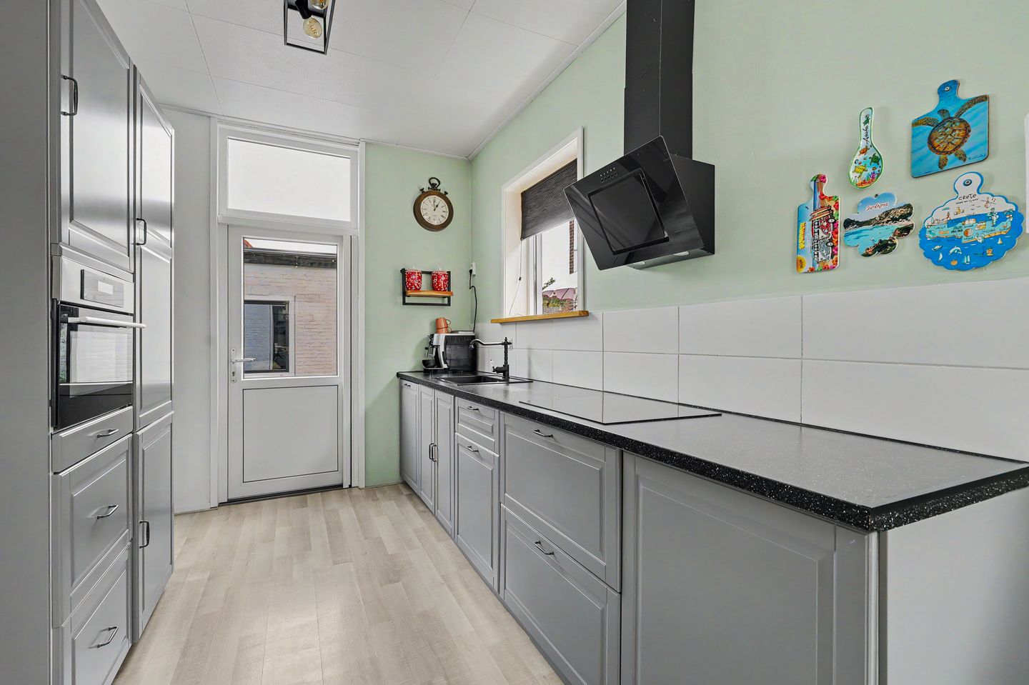 Photo 10 of Burgemeester P Wissestraat 18