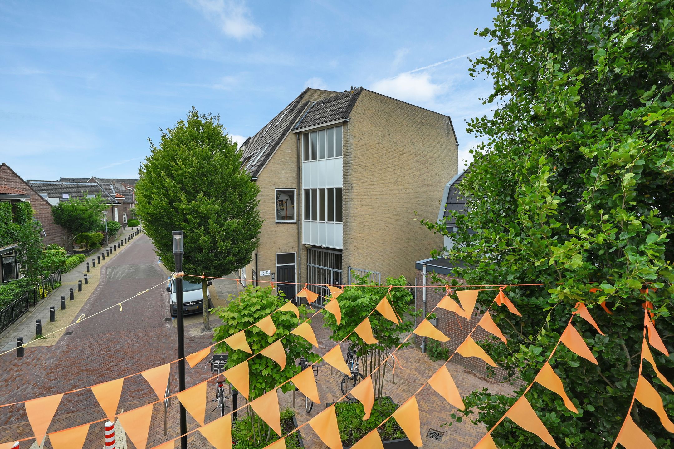 Photo 3 of Achterstraat 2-B