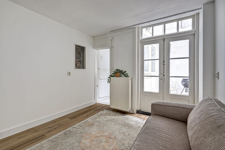 Foto 4 van Predikherenstraat 8
