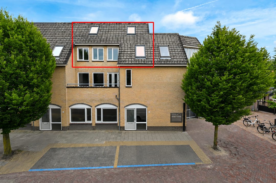 Photo 1 of Achterstraat 2-B