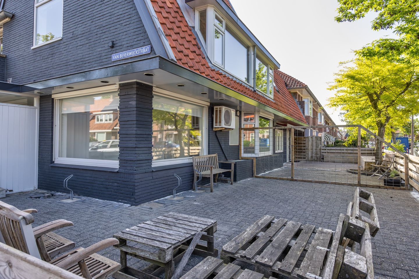 View photo 5 of van Beverwijckstraat 2