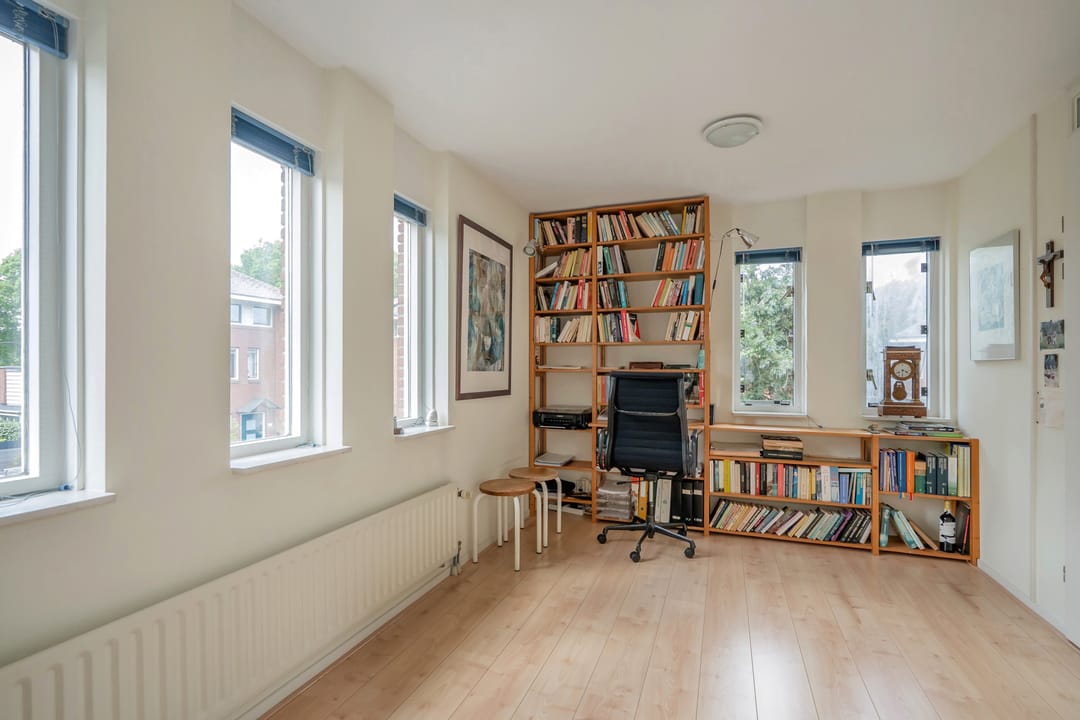 Photo 28 of van Vredenburchweg 48