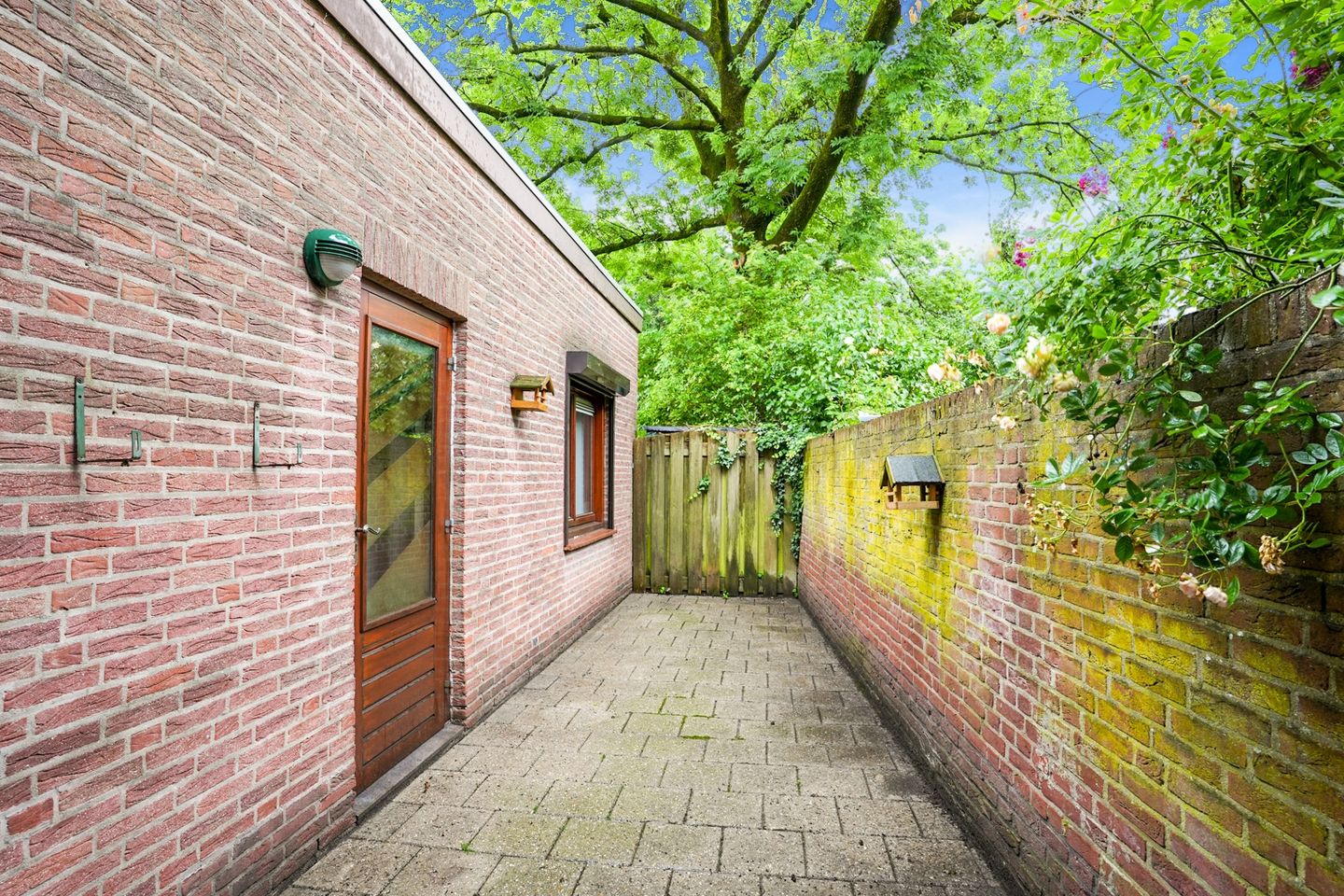 Photo 10 of Bosstraat 8