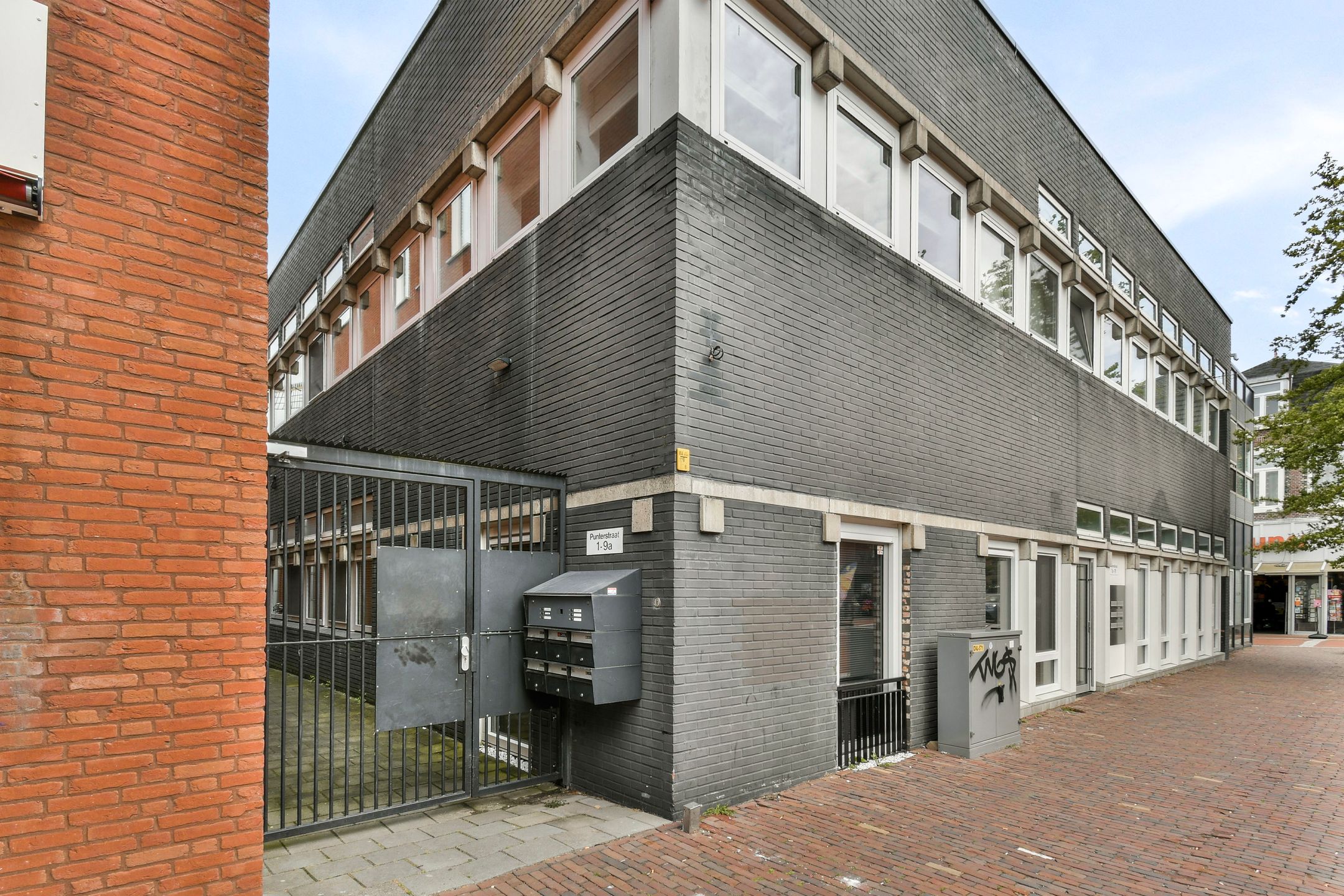 Photo 21 of Punterstraat 9