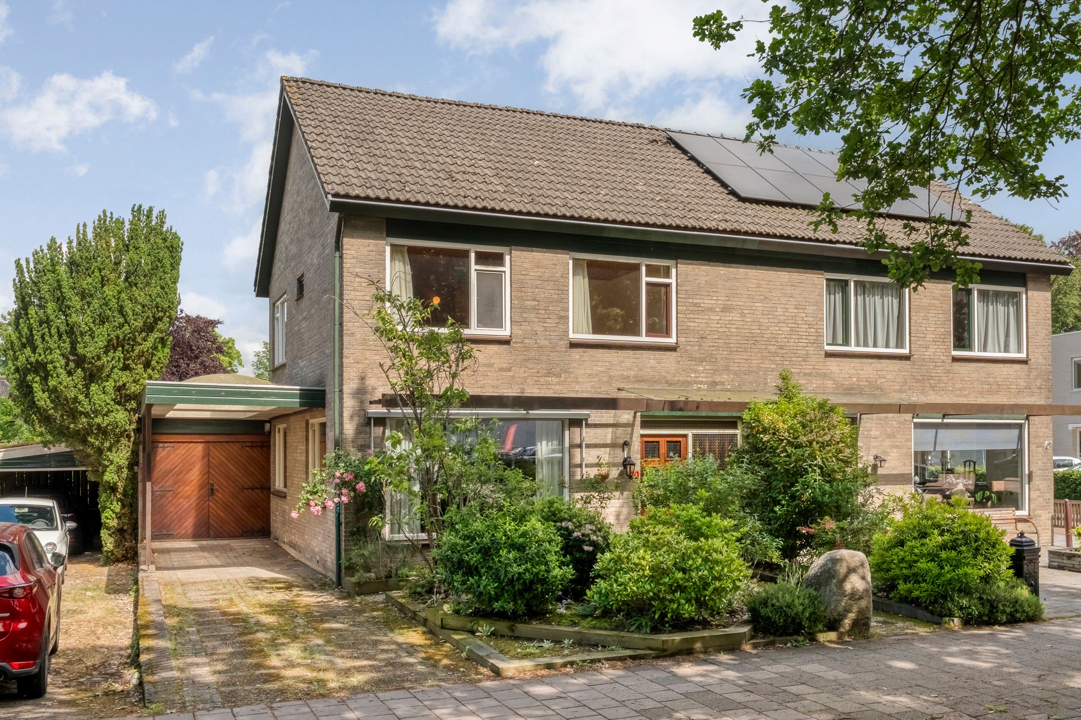 Photo 36 of Flintstraat 20