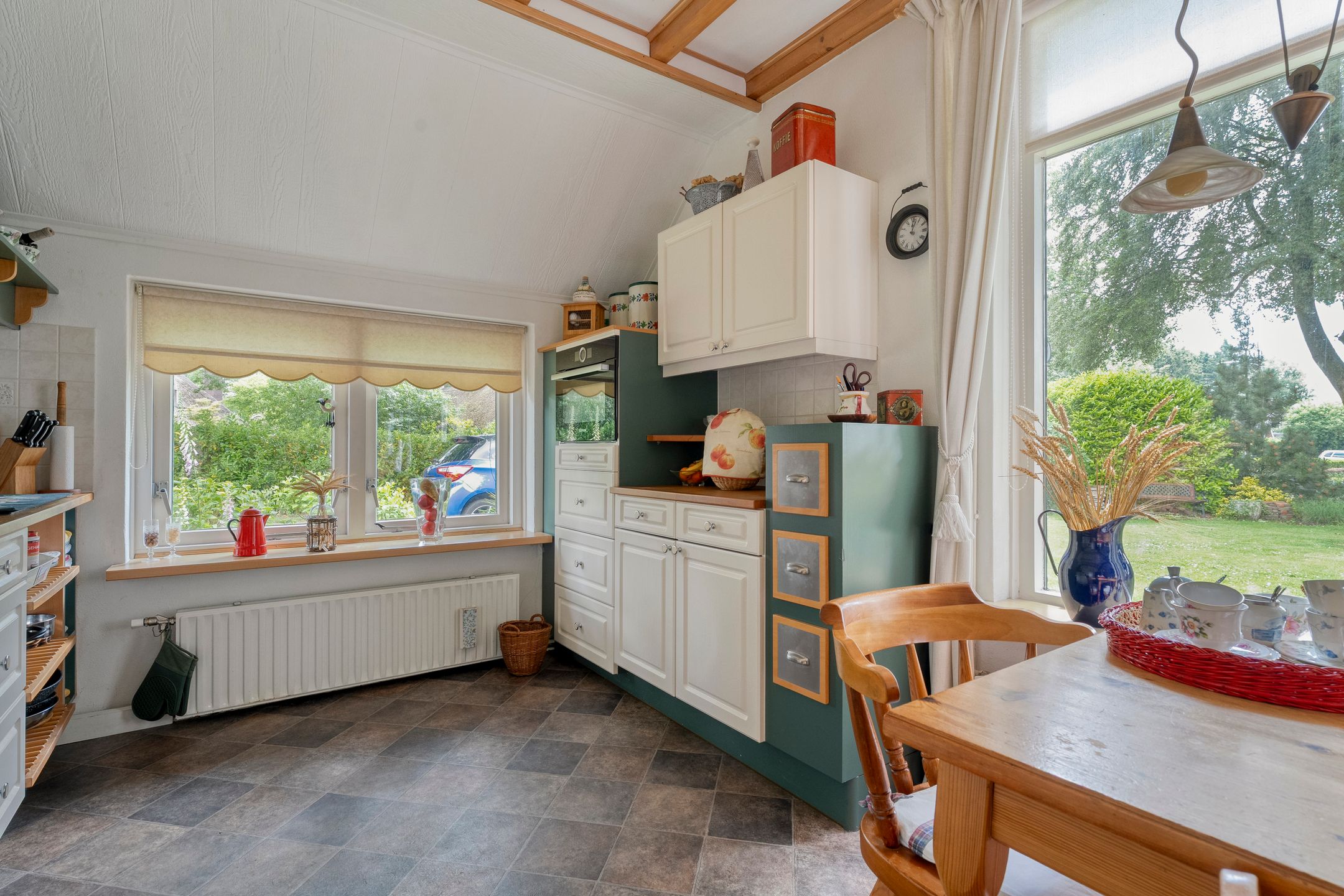 Photo 15 of Schoolstraat 8