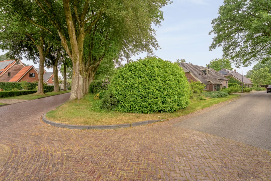 Photo 43 of Schoolstraat 8
