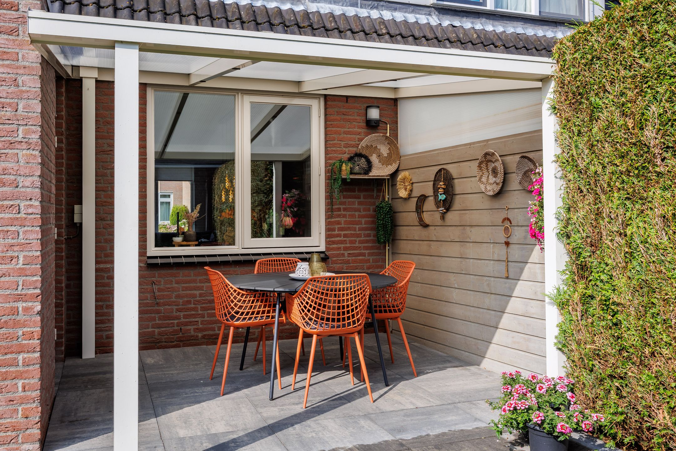Photo 39 of Van Renessestraat 11
