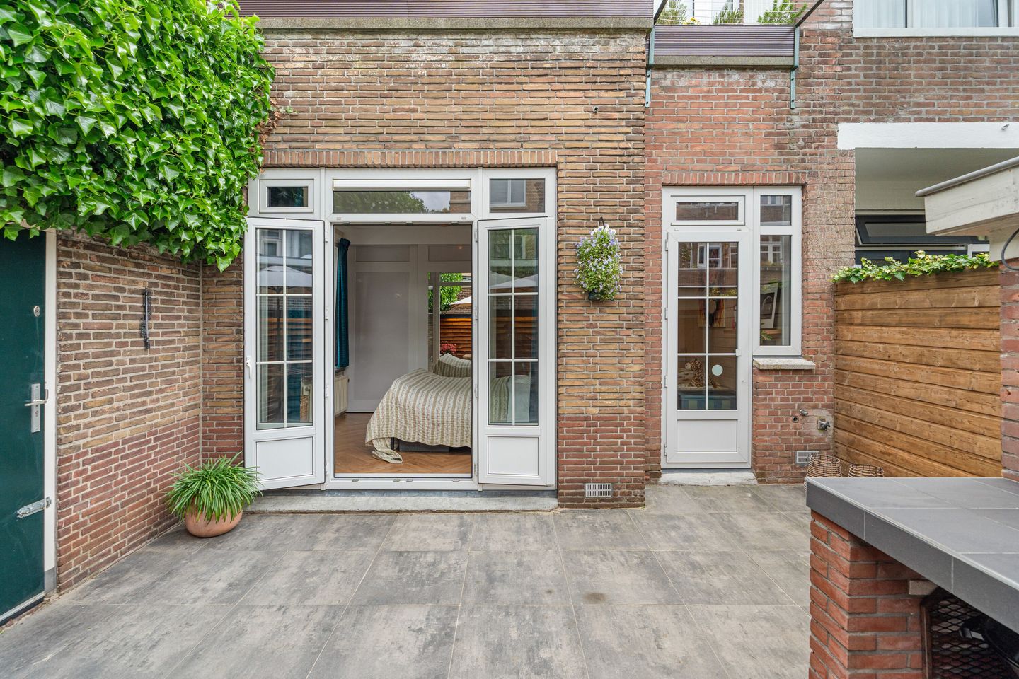 Foto 49 van Bosbesstraat 64