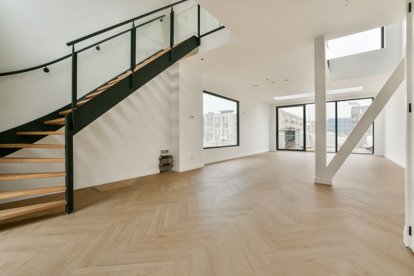Photo 4 of Diponegorostraat 72