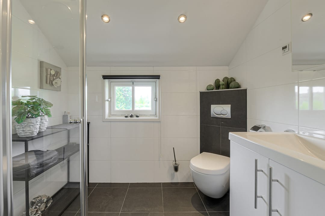 Photo 32 of Commandeurstraat 2